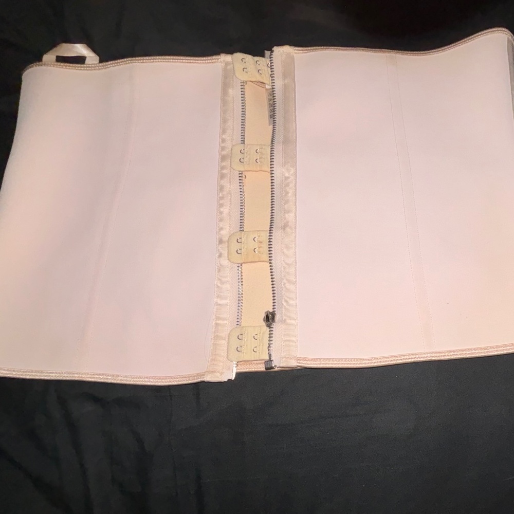 YIANNA nude waist trainer (faja)